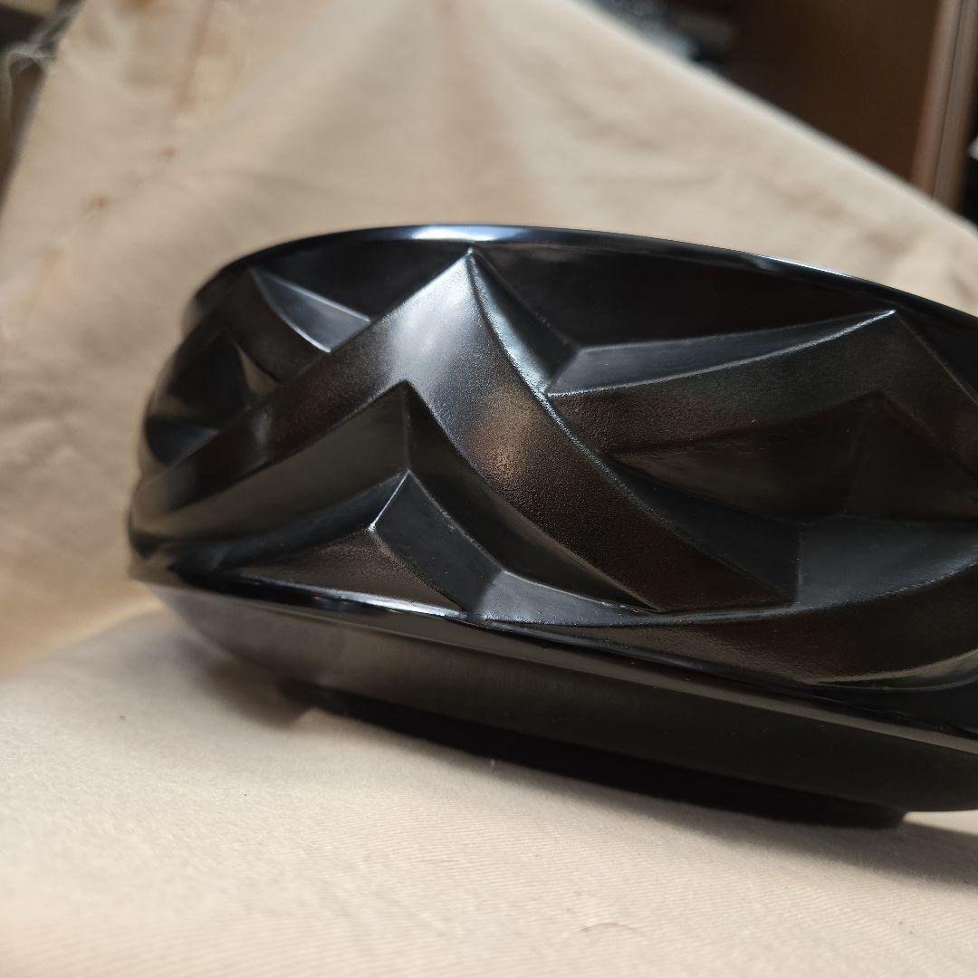 伝統工芸品 漆器 黒色彫刻模様の鎌倉彫 創作鉢 菓子器